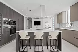 353 Sunset Dr, Fort Lauderdale, FL 33301 - Photo 17