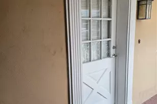 54 Isle of Venice Dr, Fort Lauderdale, FL 33301 - Photo 3