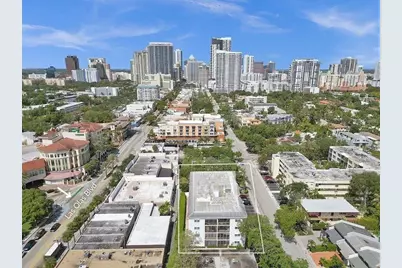 1212 SE 2nd Court #201, Fort Lauderdale, FL 33301 - Photo 5
