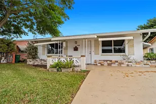 4514 NW 49th Dr, Tamarac, FL 33319 - Photo 5