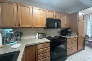 5609 Coral Lake Unit, Margate, FL 33063 - Photo 9