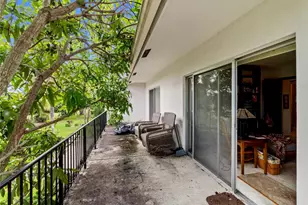 3131 N Palm Aire Dr, Pompano Beach, FL 33069 - Photo 7