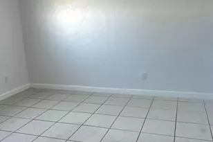 1245 W 24th St, Hialeah, FL 33010 - Photo 9