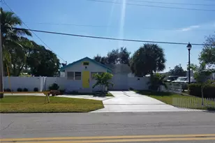 1240 NE 34th Ct, Oakland Park, FL 33334 - Photo 1