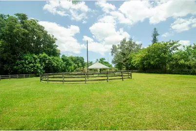 1765 Back Lot SW Back 112th Avenue, Davie, FL 33325 - Photo 13