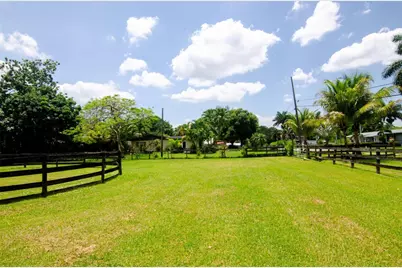1765 Back Lot SW Back 112th Avenue, Davie, FL 33325 - Photo 5