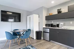 1020 N Victoria Park Rd, Fort Lauderdale, FL 33304 - Photo 9