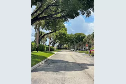 [Address not provided], Tamarac, FL 33319 - Photo 3