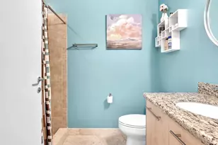 733 NE 4th Ave, Fort Lauderdale, FL 33304 - Photo 13