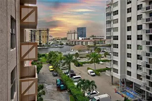 1865 S Ocean Dr, Hallandale Beach, FL 33009 - Photo 29