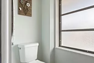 6010 S Falls Cir Dr, Lauderhill, FL 33319 - Photo 19