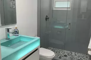 600 NE 2nd St, Dania Beach, FL 33004 - Photo 23