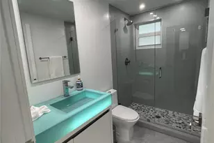 600 NE 2nd St, Dania Beach, FL 33004 - Photo 17