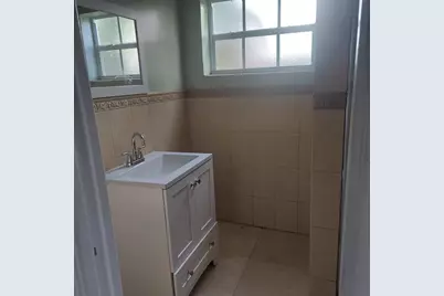 [Address not provided], Fort Lauderdale, FL 33311 - Photo 9