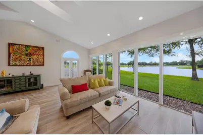 4113 Carriage Drive #Q1, Pompano Beach, FL 33069 - Photo 7