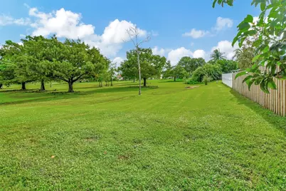 5105 Arbor Glen Circle, Lake Worth, FL 33463 - Photo 19