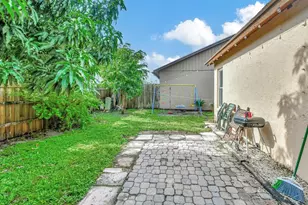 5105 Arbor Glen Cir, Lake Worth, FL 33463 - Photo 21