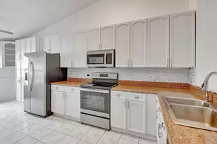 5105 Arbor Glen Cir, Lake Worth, FL 33463 - Photo 3