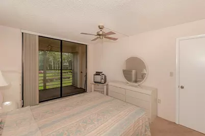 1000 Saint Charles Place #220, Hollywood, FL 33026 - Photo 23