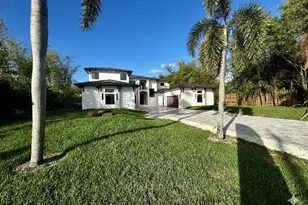 11951 SW 3rd St, Plantation, FL 33325 - Photo 3