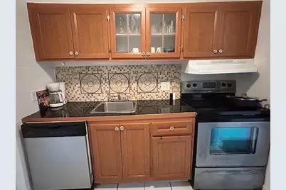 850 E Commercial Boulevard #225c, Oakland Park, FL 33334 - Photo 3
