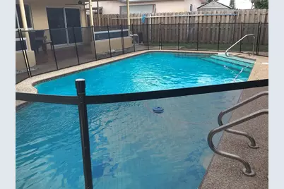 8571 NW 26th Street, Sunrise, FL 33322 - Photo 19