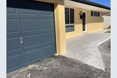 8571 NW 26th Street, Sunrise, FL 33322 - Photo 3