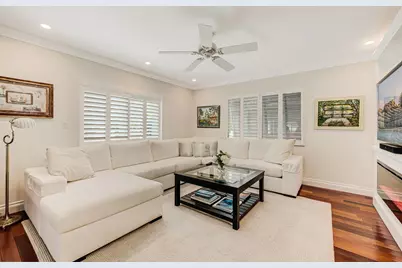2140 NE 24th Street, Wilton Manors, FL 33305 - Photo 5