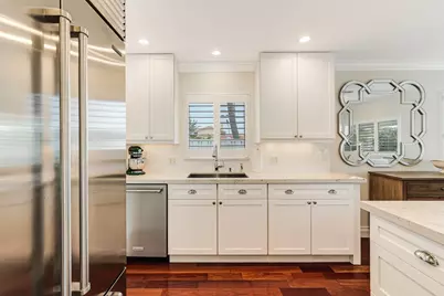 2140 NE 24th Street, Wilton Manors, FL 33305 - Photo 15