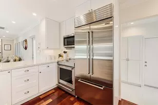 2140 NE 24th St, Wilton Manors, FL 33305 - Photo 17