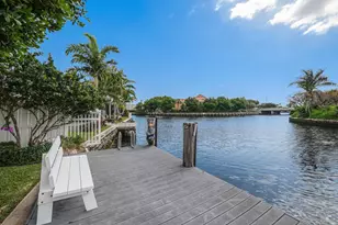 2140 NE 24th St, Wilton Manors, FL 33305 - Photo 59