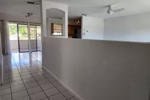 704 SW 4th St, Hallandale Beach, FL 33009 - Photo 19