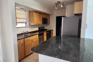 704 SW 4th St, Hallandale Beach, FL 33009 - Photo 15