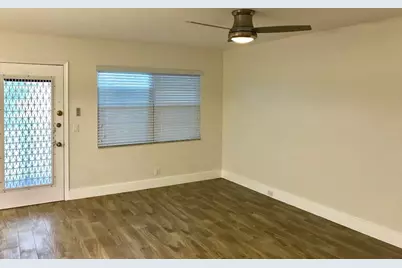 300 SW 134th Way #E210, Hollywood, FL 33027 - Photo 15