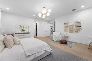 2421 NE 12th St, Fort Lauderdale, FL 33304 - Photo 37