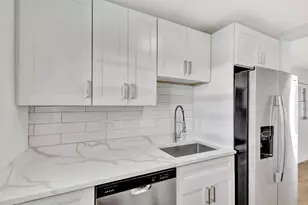 300 SW Golfview Terrace, Boynton Beach, FL 33426 - Photo 13