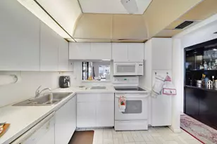 3100 Holiday Springs Blvd, Margate, FL 33063 - Photo 7