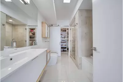 6365 Collins Avenue #2406, Miami Beach, FL 33141 - Photo 13