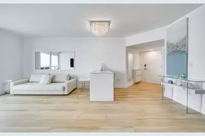 6365 Collins Avenue #2406, Miami Beach, FL 33141 - Photo 7