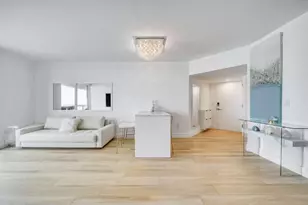 6365 Collins Ave, Miami Beach, FL 33141 - Photo 7