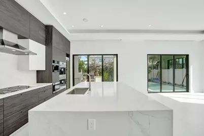 4524 Seagrape Drive #2 South, Fort Lauderdale, FL 33308 - Photo 13