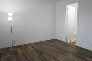 2299 NE 9th Ave, Wilton Manors, FL 33305 - Photo 17