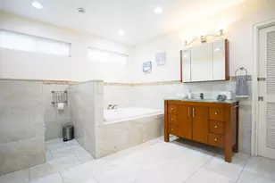 3150 Calle Largo Dr, Hollywood, FL 33021 - Photo 11