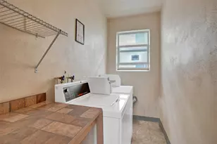 32 Colonial Club Dr, Boynton Beach, FL 33435 - Photo 37