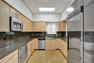 32 Colonial Club Dr, Boynton Beach, FL 33435 - Photo 35