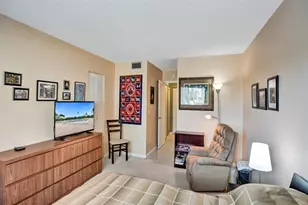 32 Colonial Club Dr, Boynton Beach, FL 33435 - Photo 17