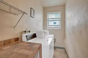 32 Colonial Club Dr, Boynton Beach, FL 33435 - Photo 37