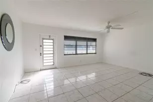 4035 Cambridge B, Deerfield Beach, FL 33442 - Photo 3