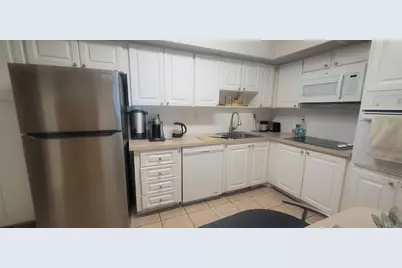 19380 Collins Avenue #1610, North Miami Beach, FL 33160 - Photo 9