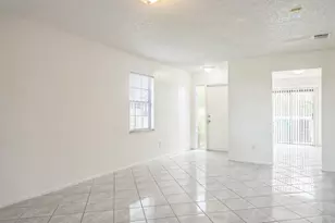 390 SW Colesbury Ave, Port Saint Lucie, FL 34953 - Photo 11